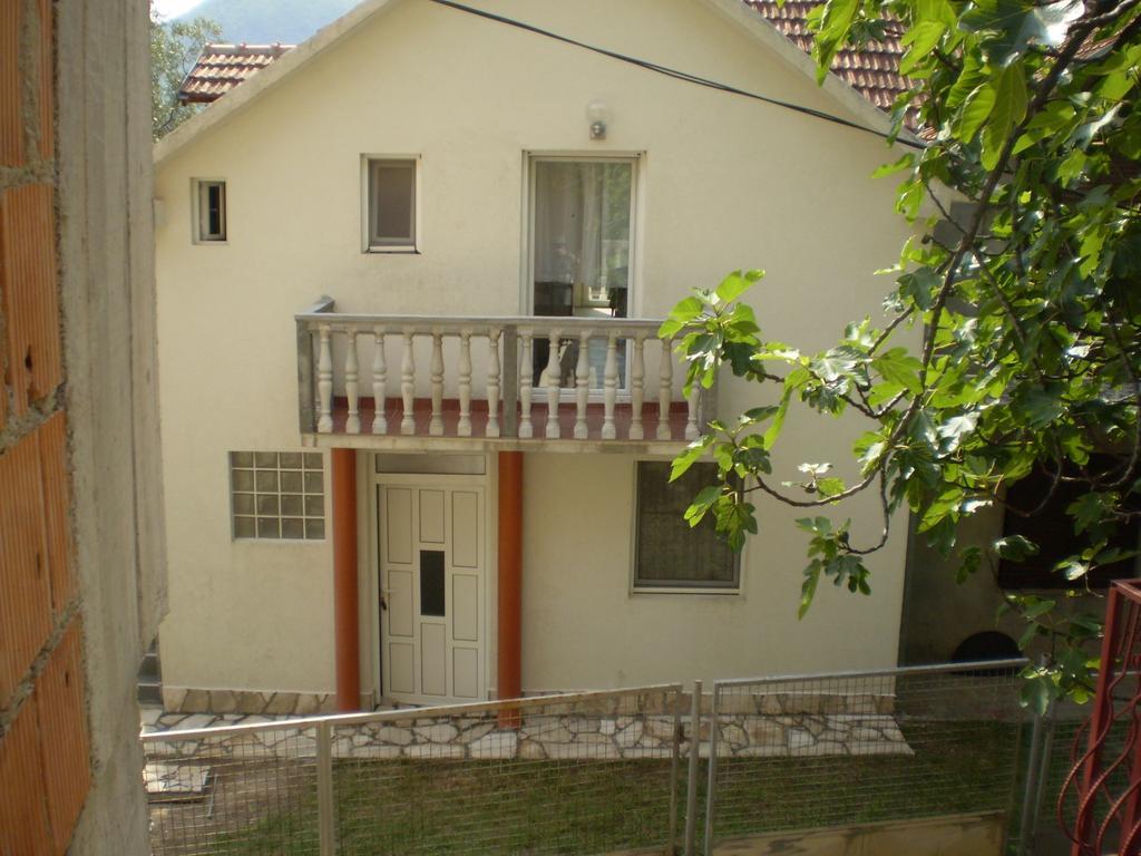 Apartman Irena Тиват Экстерьер фото